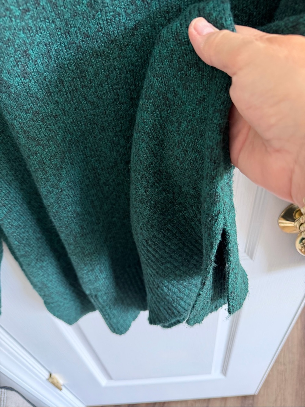 Kim Gravel Jingle Belles Green 'Merry' Embroidered Holiday Sweater, Size L - Picture 3 of 4